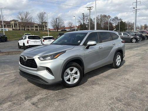 2023 Toyota Highlander L