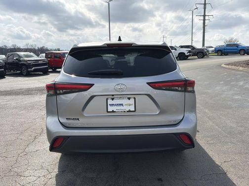 2023 Toyota Highlander L