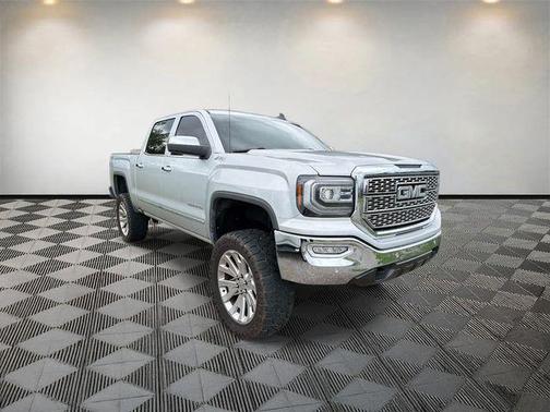 Quicksilver Metallic 2017 GMC Sierra 1500 SLT