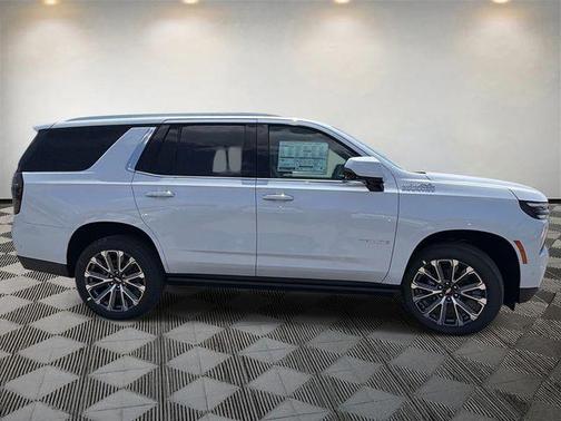 Polar White Tricoat 2026 Chevrolet Tahoe 4WD High Country
