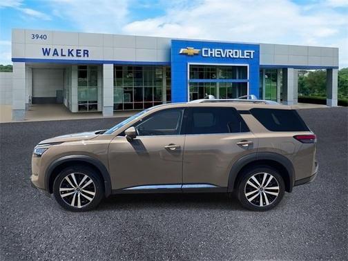 2024 Nissan Pathfinder Platinum FWD