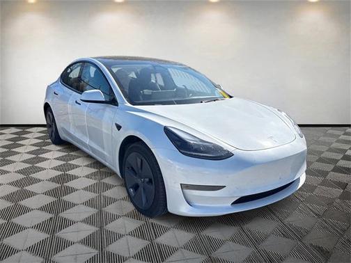 2023 Tesla Model 3 Standard Range