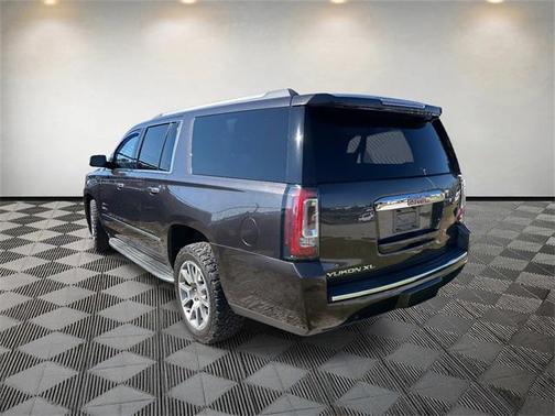 2017 GMC Yukon XL Denali