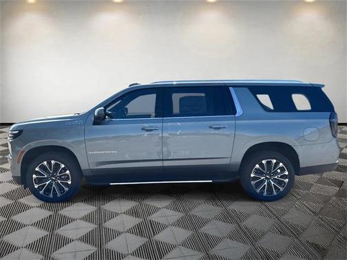 2025 Chevrolet Suburban 4WD High Country