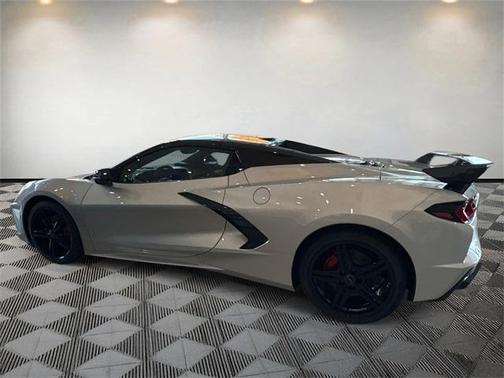 2026 Chevrolet Corvette Stingray w/2LT