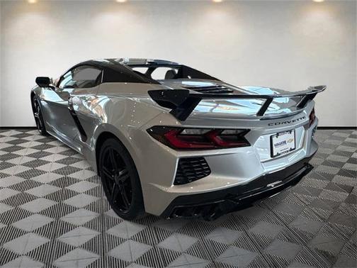 2026 Chevrolet Corvette Stingray w/2LT