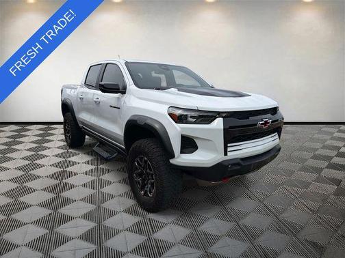 Summit White 2023 Chevrolet Colorado ZR2