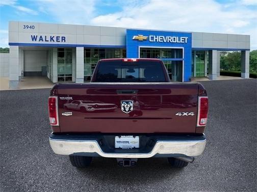 2017 RAM 2500 Laramie Crew Cab 4x4 6'4' Box