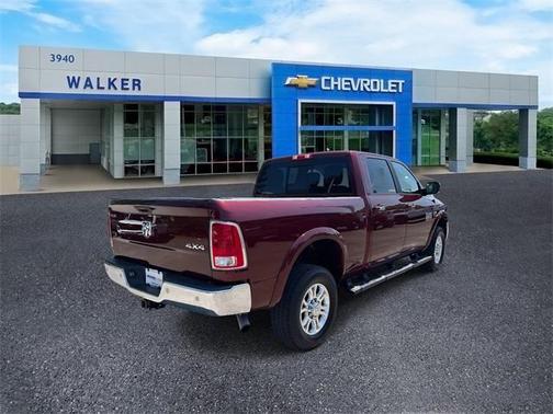 2017 RAM 2500 Laramie Crew Cab 4x4 6'4' Box