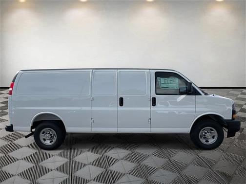 2025 Chevrolet Express 3500 RWD 3500 Extended Wheelbase WT