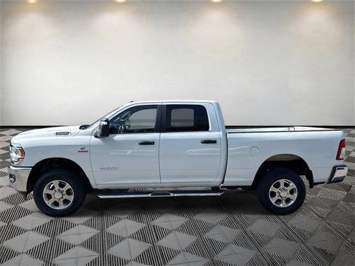 2023 RAM 2500 Big Horn Crew Cab 4x4 6'4' Box