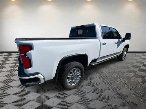 2025 Chevrolet Silverado 2500 High Country