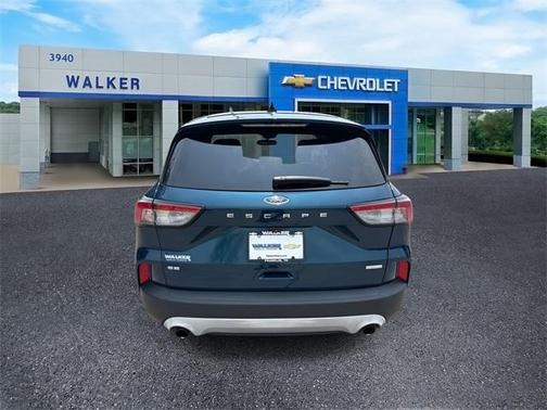 2020 Ford Escape SE