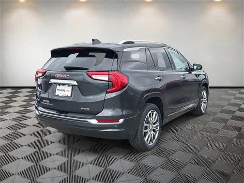 2022 GMC Terrain Denali