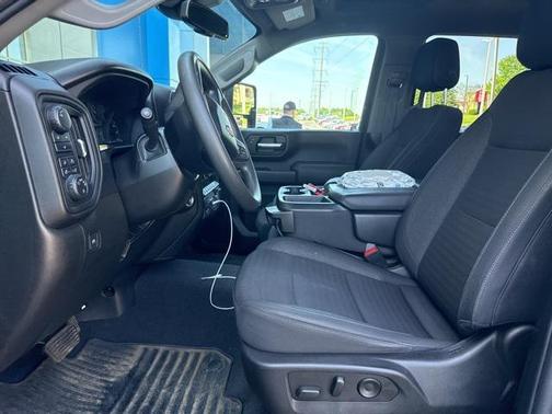 2024 Chevrolet Silverado 2500 Custom