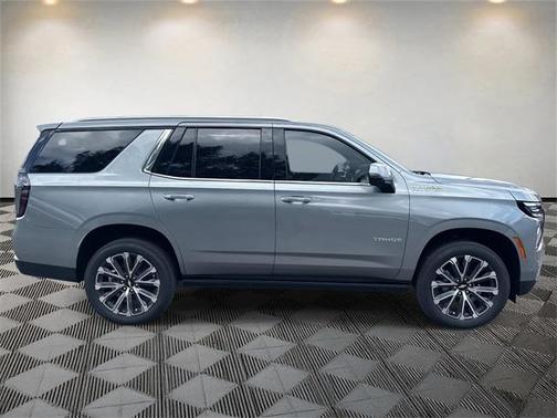 2025 Chevrolet Tahoe 4WD High Country
