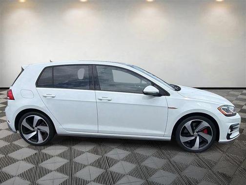 Pure White 2020 Volkswagen Golf GTI 2.0T SE DSG