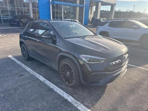2021 Mercedes-Benz GLA 250 Base 4MATIC