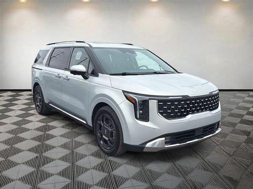 2025 Kia Carnival SX