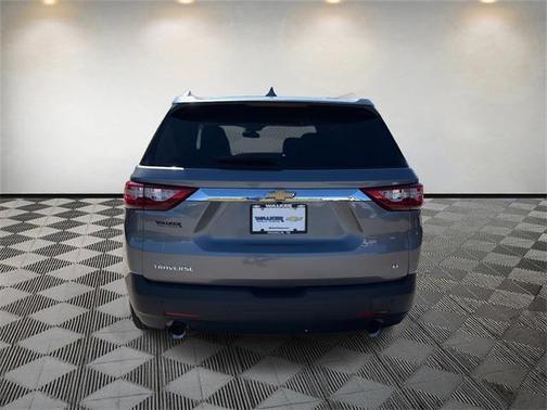 2018 Chevrolet Traverse LT Cloth