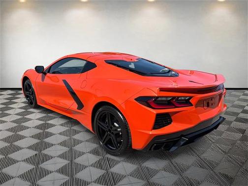 2026 Chevrolet Corvette Stingray w/2LT