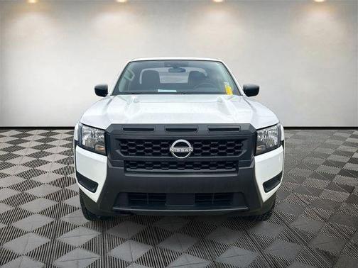 2025 Nissan Frontier S
