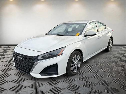 2023 Nissan Altima S FWD