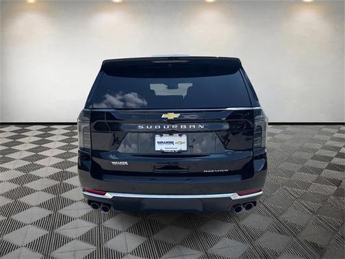 2025 Chevrolet Suburban Premier