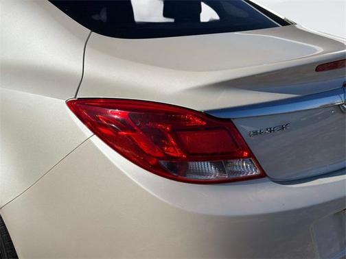 2013 Buick Regal Base