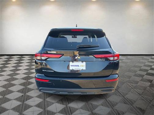 2024 Mitsubishi Outlander ES 2.5 2WD