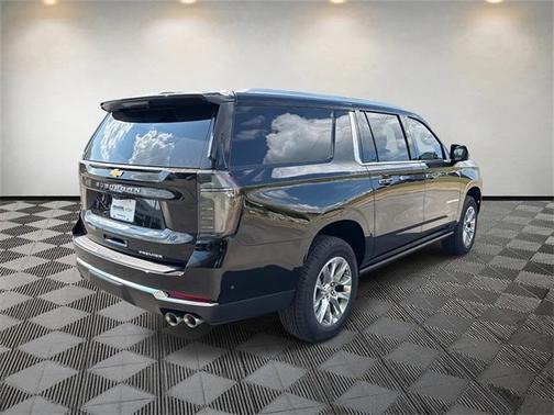 2025 Chevrolet Suburban Premier