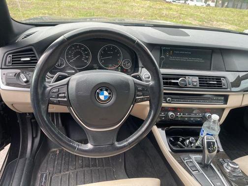 2012 BMW 528 528i