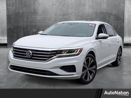 2022 Volkswagen Passat 2.0T SE
