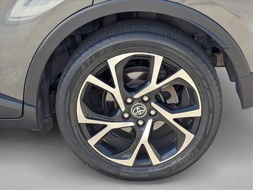 2018 Toyota C-HR XLE