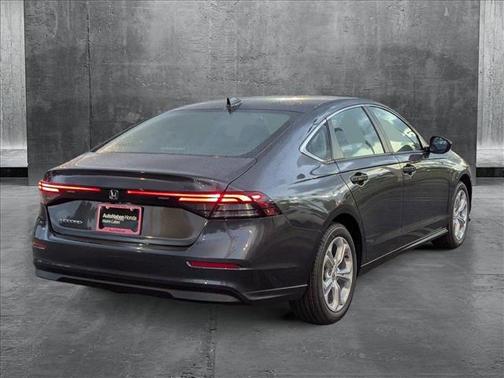 2025 Honda Accord LX 1.5T
