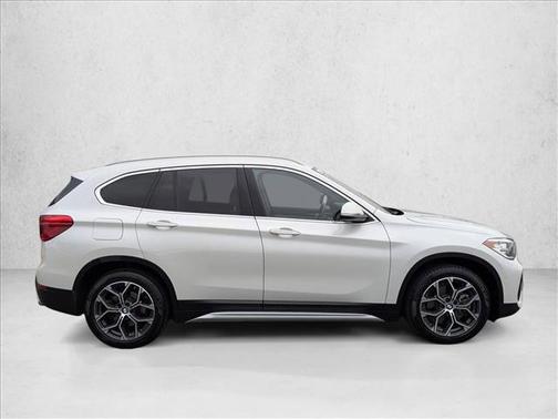 2022 BMW X1 sDrive28i