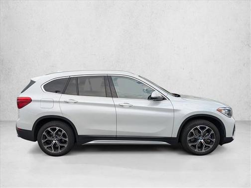 2022 BMW X1 sDrive28i