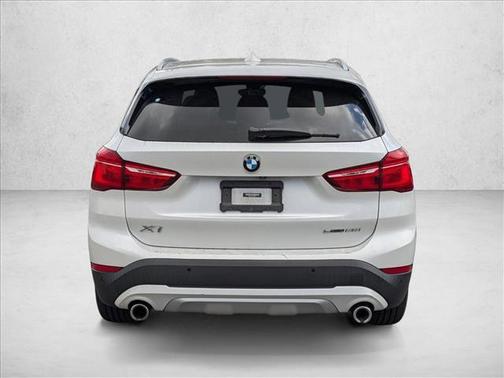 2022 BMW X1 sDrive28i