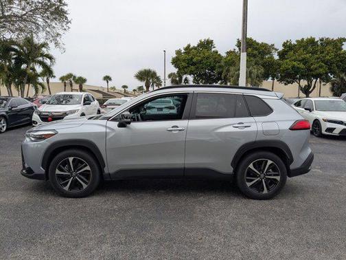 2025 Toyota Corolla Hybrid SE