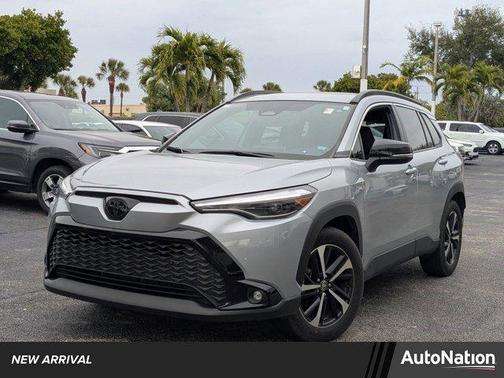 2025 Toyota Corolla Hybrid SE