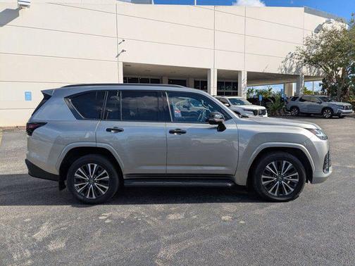 2023 Lexus LX 600 Premium