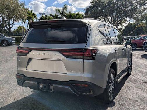 2023 Lexus LX 600 Premium