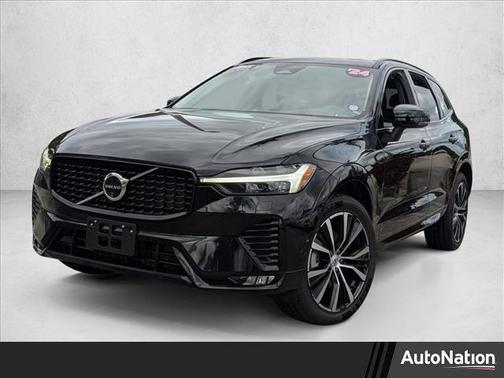 2024 Volvo XC60 B5 Plus Dark Theme