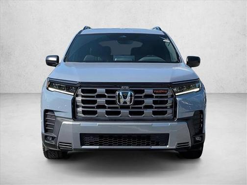 Sonic Gray Pearl 2026 Honda Pilot TrailSport