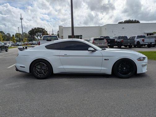2021 Ford Mustang GT