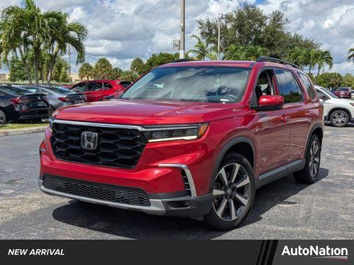 2023 Honda Pilot Touring 8-Passenger