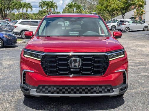 2023 Honda Pilot Touring 8-Passenger