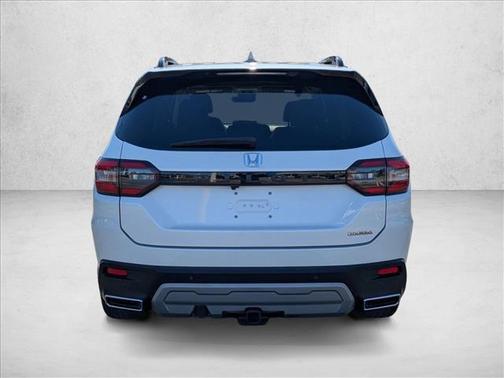 2023 Honda Pilot Touring 8-Passenger