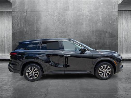 2022 INFINITI QX60 Pure