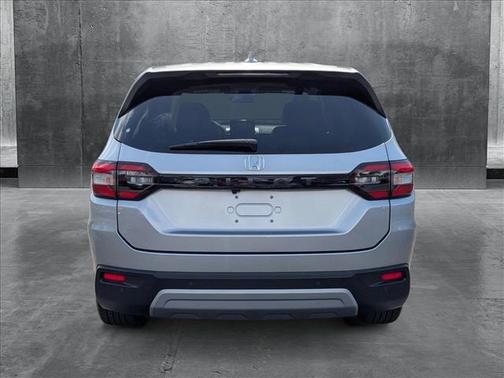 2024 Honda Pilot EX-L 7 Passenger
